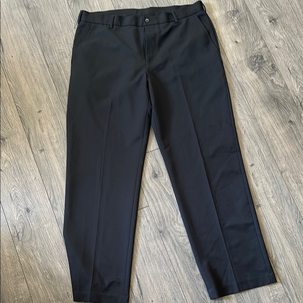 Van Heusen Black Dress Pants Classic Style